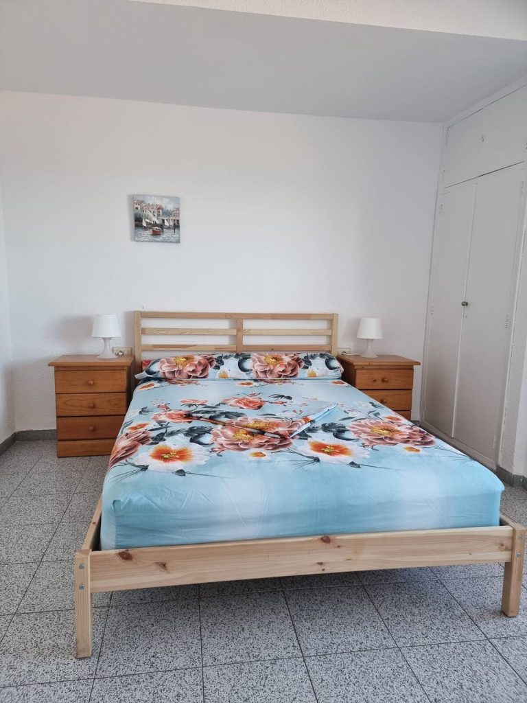 Double bed - Bedroom